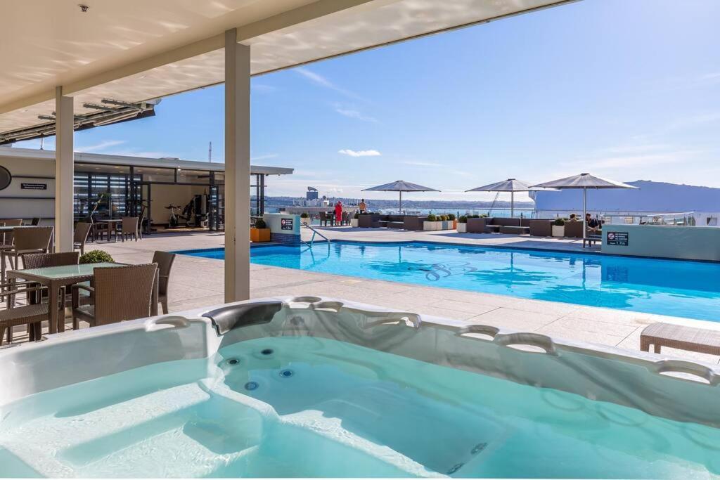 Heritage Haven By Viaduct Cbd - Pool Gym Tennis オークランド エクステリア 写真