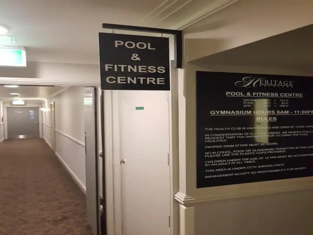 Heritage Haven By Viaduct Cbd - Pool Gym Tennis オークランド エクステリア 写真